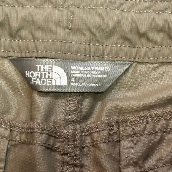 ~~The North Face Nylon Green Bermuda Long Capri Shorts Womens Tag 4  ********SIZ - Picture 4 of 5